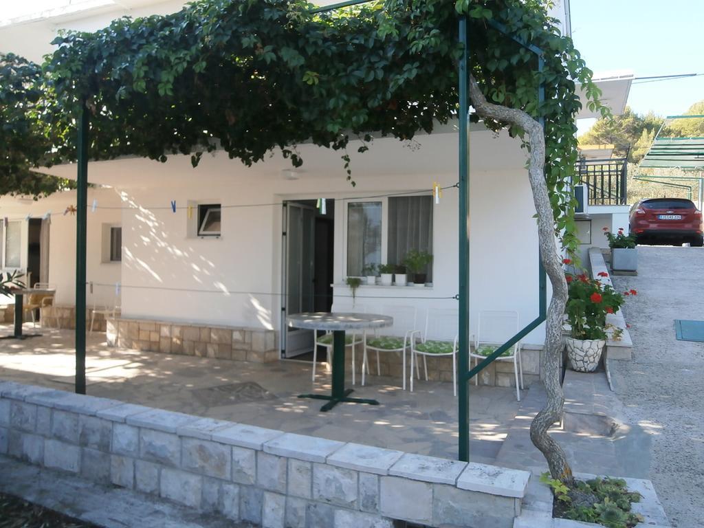 Apartments Zovko Drace Ngoại thất bức ảnh