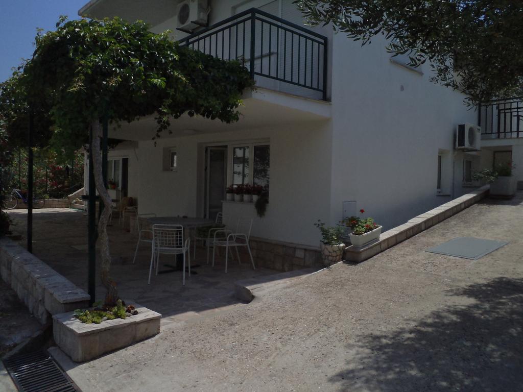 Apartments Zovko Drace Ngoại thất bức ảnh