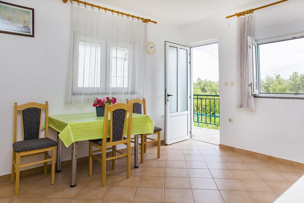 Apartments Zovko Drace Ngoại thất bức ảnh