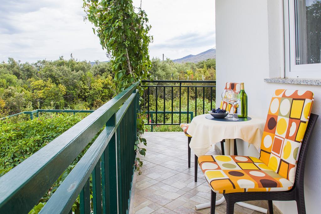 Apartments Zovko Drace Ngoại thất bức ảnh