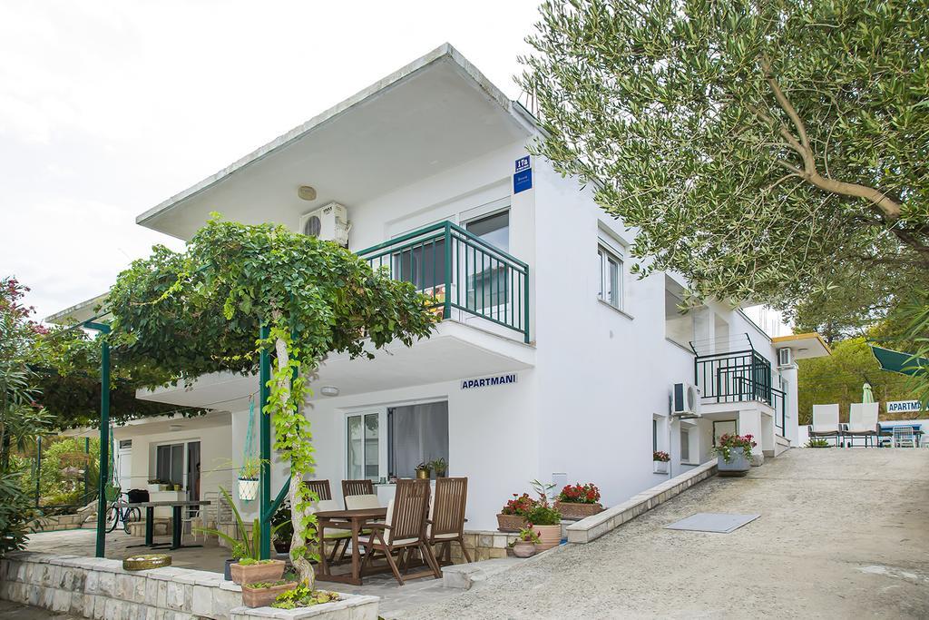 Apartments Zovko Drace Ngoại thất bức ảnh